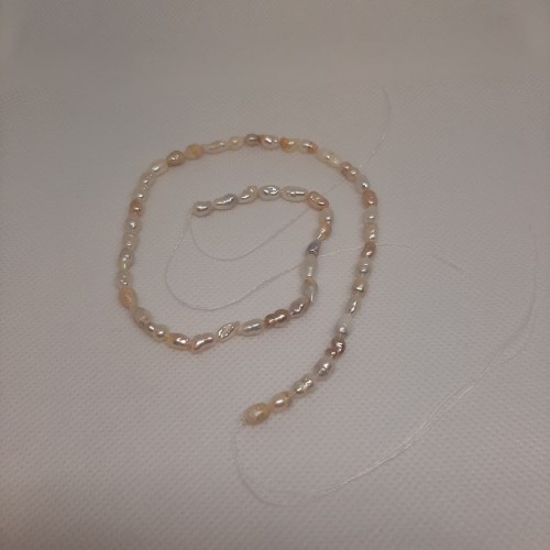 Freshwater Pearls Oval 3X5 mm