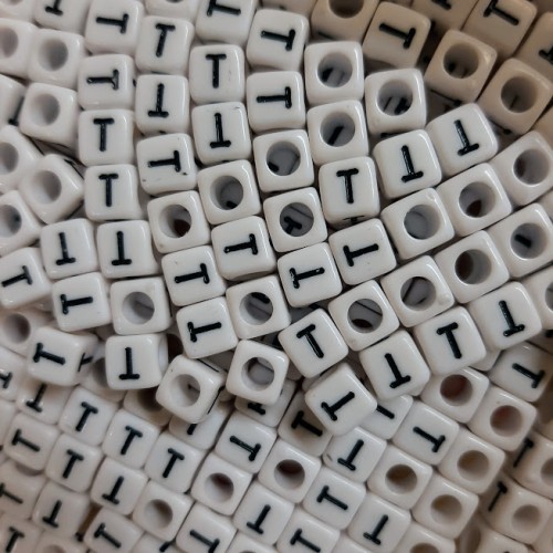 BLACK LETTER - T ON WHITE 6mm CUBE 10 pcs. pack