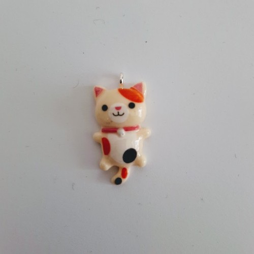 Cat Pendant Cream