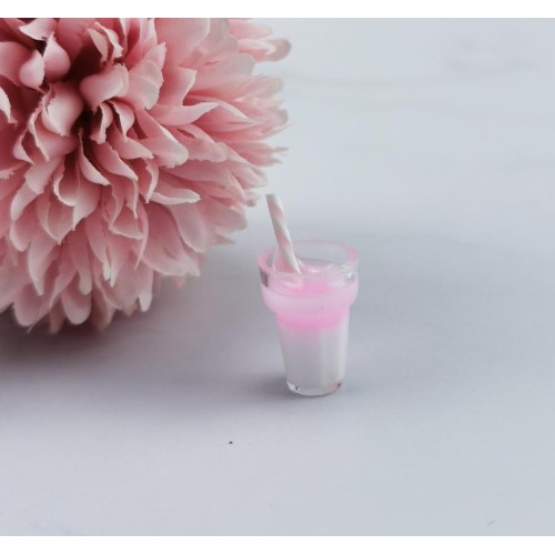 Strawberry Shake Cup With Straw