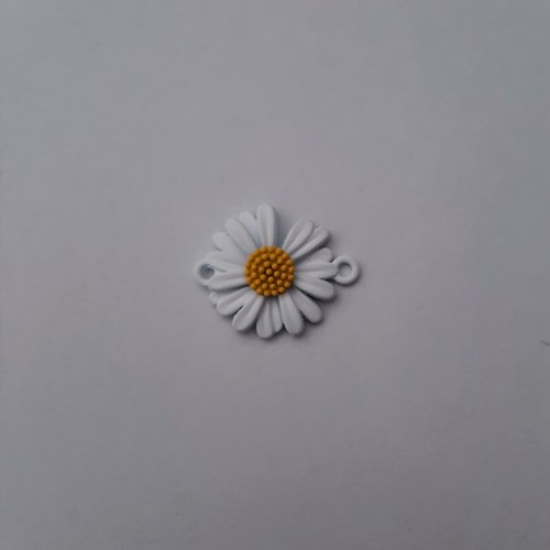 Daisy White Colour Connector