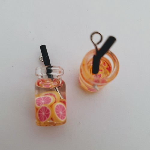 Grapefruit Tea With Straw Charm