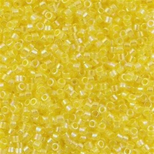 DELICA ROUND 11/0 (1,6mm), DB-53 Inside Dyed Color Soft Yellow AB