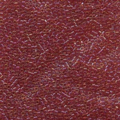 DELICA ROUND 11/0 (1,6mm), DB-62 Lined Light Cranberry AB