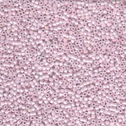 DELICA ROUND 11/0 (1,6mm), DB-1504  Opaque Pale Rose AB