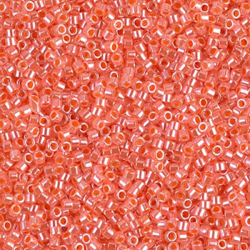 DELICA ROUND 11/0 (1,6mm), DB-235 Lined Crystal Salmon Luster