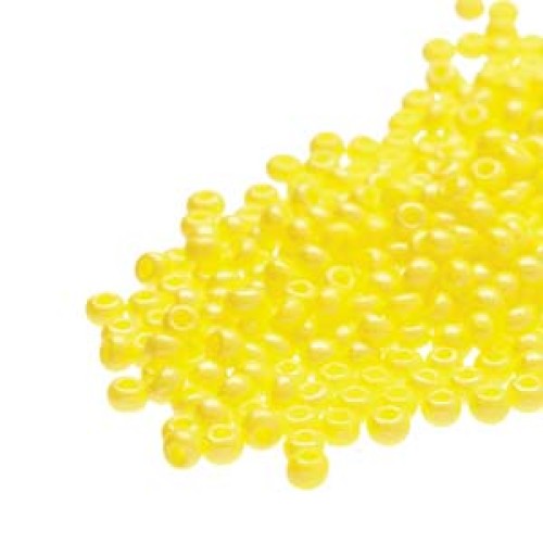 ROUND ROCAILLES  8/0 opaque yellow luster 88110