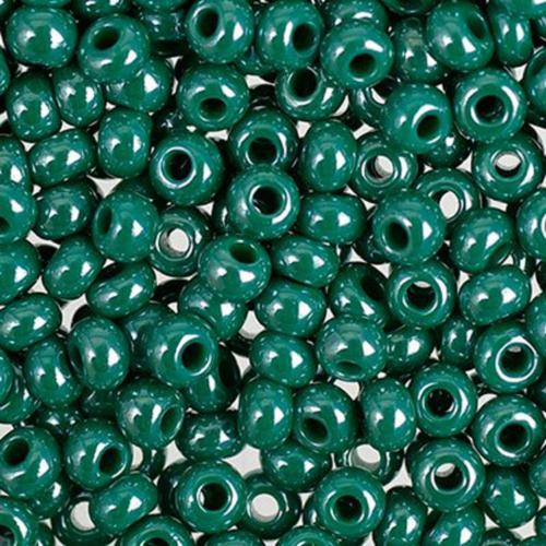 ROUND ROCAILLES  8/0-Opaque Luster Green 58240